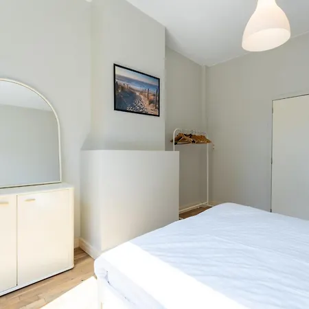 Stil Genot With Terrace By Interhome Appartement Blankenberge
